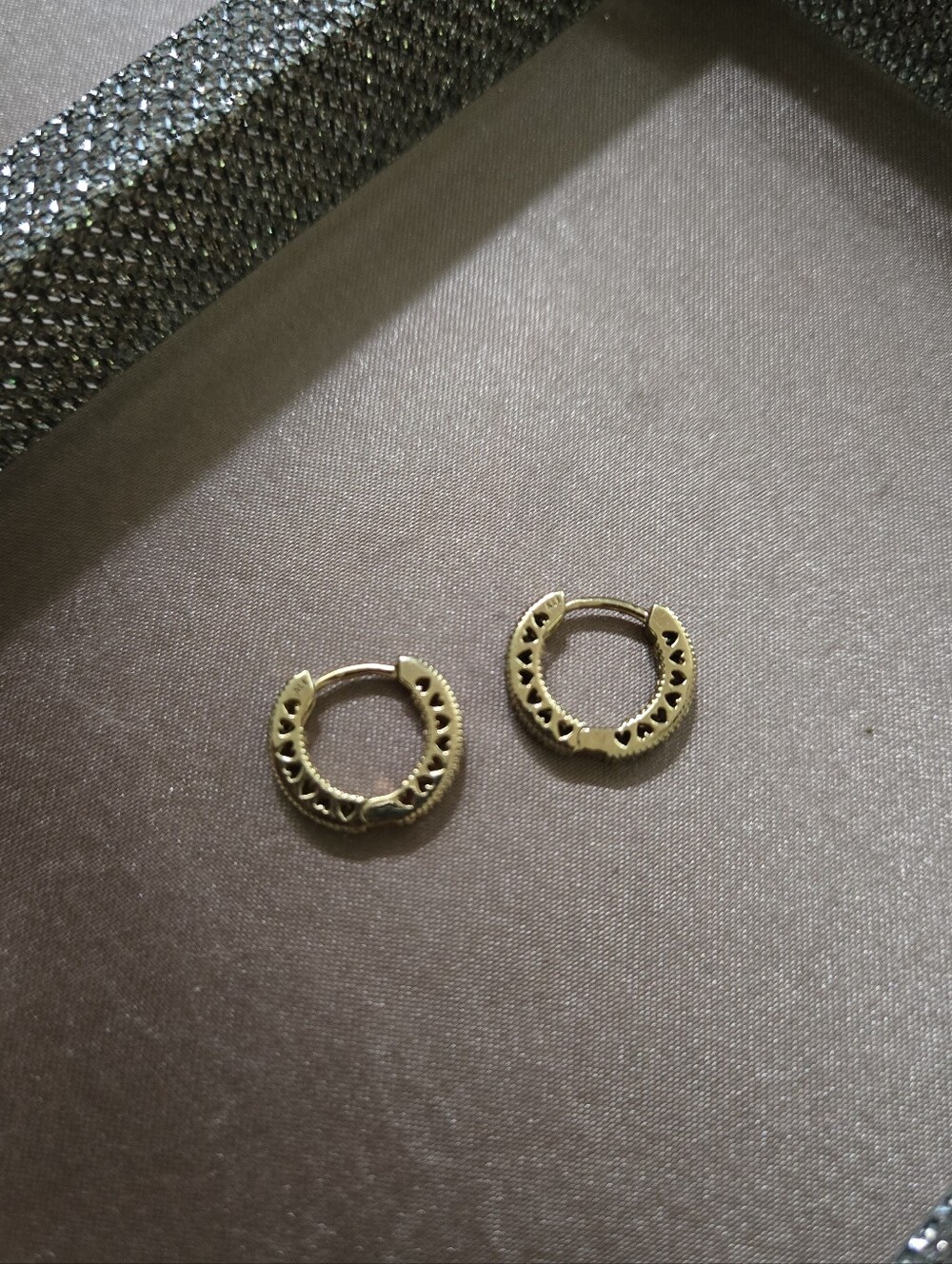Pandora Pavé Heart Hoop Gold Plated Earrings - Picture 5 of 12
